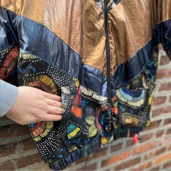 NEW Size Medium Farm Rio Borogodo Black Reversible Metallic Puffer Jacket - Picture 7 of 12